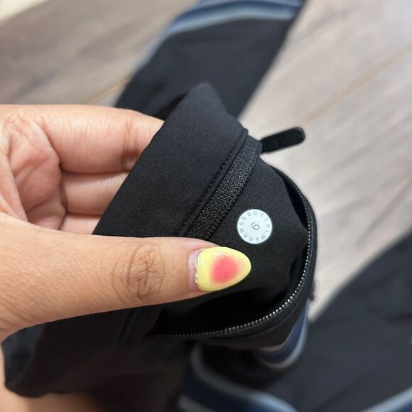 Lululemon Run Crew legging 28” - Picture 3 of 3